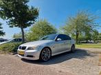 BMW E90 3-Serie 320i Sedan, 19 inch, Airco, Beeldscherm etc,, Achterwielaandrijving, 1295 kg, 4 cilinders, Handgeschakeld