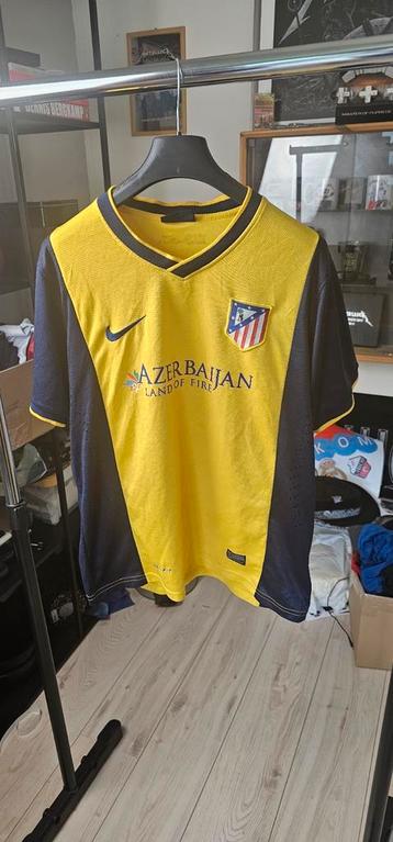 Atlético Madrid Away Shirt 2013/2014  beschikbaar voor biedingen