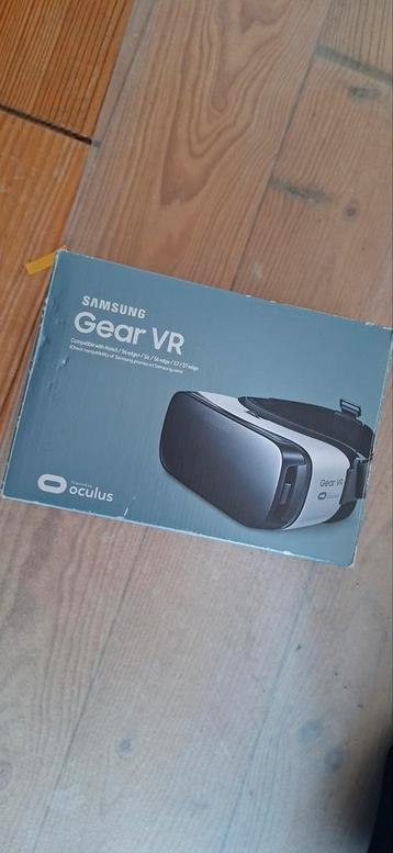 Samsung Gear VR beschikbaar voor biedingen