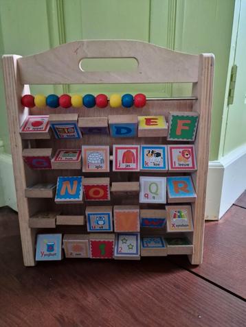 Houten Alfabet Rekenrek Speelgoed beschikbaar voor biedingen