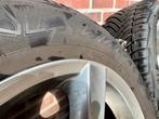 Winterbanden met velgen Volvo V40 / Ford. 215/55 R16, Ophalen, 16 inch, Banden en Velgen, Winterbanden