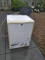 Tafelmodel koelkast, Minder dan 75 liter, Zonder vriesvak, Gebruikt, 45 tot 60 cm