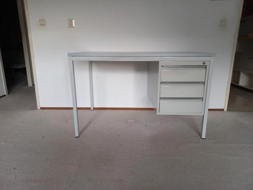 Stalen bureau met lades, Huis en Inrichting, Bureaus, Gebruikt, Ophalen