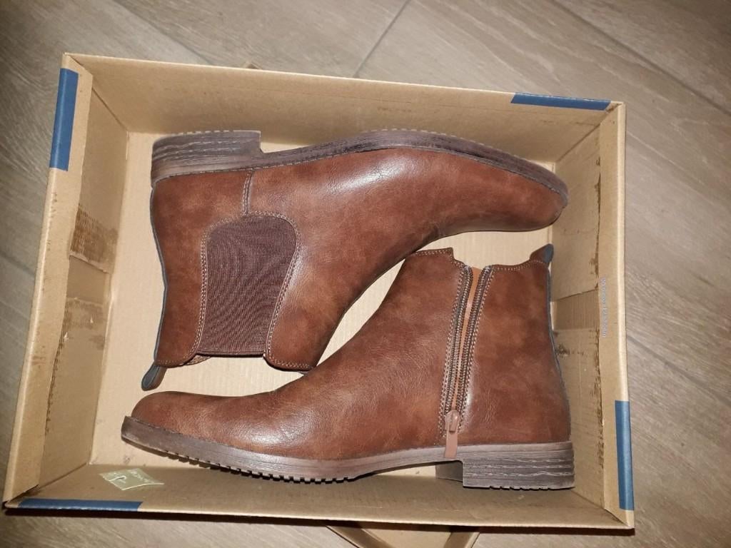 Schoenen heren maat 40, Bruin, Overige typen, Ophalen of Verzenden, Zo goed als nieuw