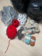 Verschillende bollen wol en garen en 2 vuilniszakken, Hobby en Vrije tijd, Breien en Haken, Breien of Haken, Wol of Garen, Ophalen of Verzenden