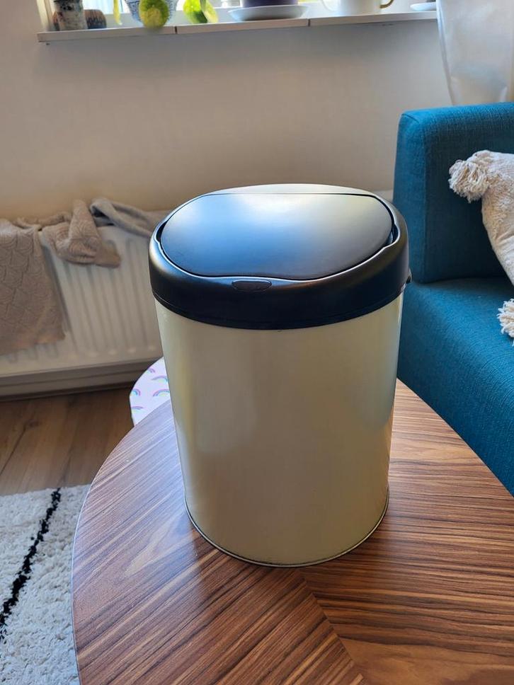 Pedaalemmer met sensor, Huis en Inrichting, Woonaccessoires | Prullenbakken, Zo goed als nieuw, Metaal, Minder dan 50 cm, 10 tot 20 liter