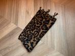 Sjaal met panterprint en kwastjes, Kleding | Dames, Mutsen, Sjaals en Handschoenen, Ophalen of Verzenden, Zo goed als nieuw, Sjaal