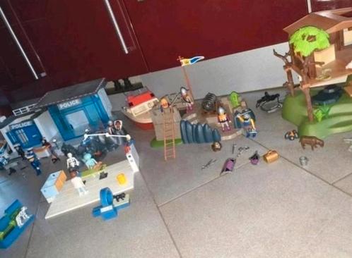 MEGA MEGA grote partij verschillende playmobil sets
Bestaat, Diversen, Rommelmarktspullen, Zo goed als nieuw, Ophalen of Verzenden