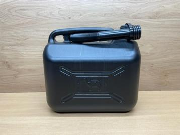 Jerrycan PVC 10 liter. beschikbaar voor biedingen