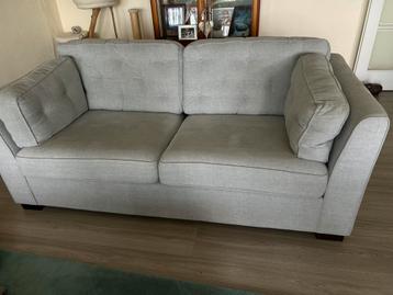 Nette bank met 2 fauteuils beschikbaar voor biedingen