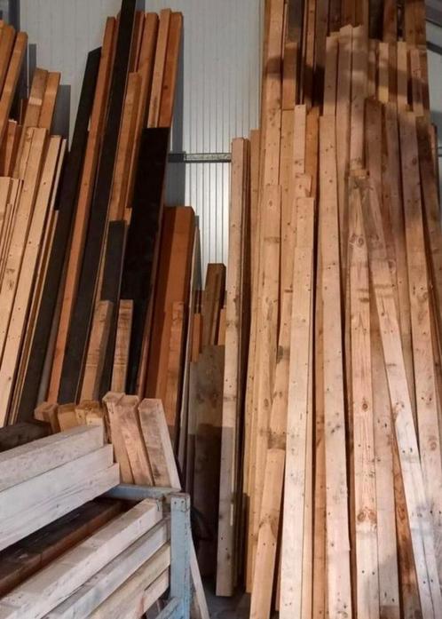 Partij houten planken palen balken. Lengtes tot 4 meter, Doe-het-zelf en Verbouw, Hout en Planken, Gebruikt, Ophalen