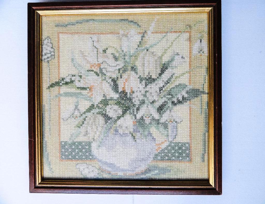 klein schilderijtje (sneeuwklokjes), Huis en Inrichting, Minder dan 50 cm, Ophalen of Verzenden, Zo goed als nieuw, Schilderij