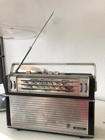 Philips vintage radio -  11RL574/00 beschikbaar voor biedingen