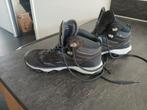 Bergschoenen 38 merk quechua, Sport en Fitness, Ophalen, Zo goed als nieuw, Schoenen