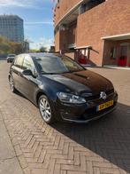 Volkswagen Golf 1.4 TSI 92KW 5D DSG 2015 Zwart, Auto's, 125 pk, 4 cilinders, Leder en Stof, Zwart