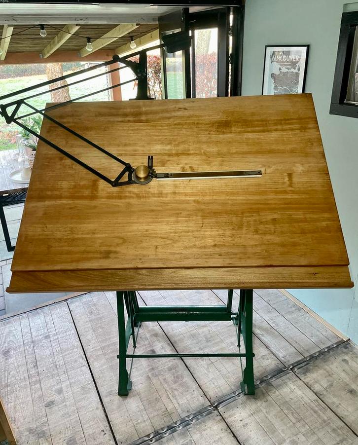 Vintage tekentafel jaren ’50 – Franz Kuhlmann gerestaureerd, Doe-het-zelf en Verbouw, Tekentafels, Gebruikt, 150 tot 170 cm, Verlichting