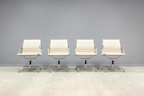 Eames EA108 meeting chair, 16x, Huis en Inrichting, Stoelen, Eén, Ophalen of Verzenden