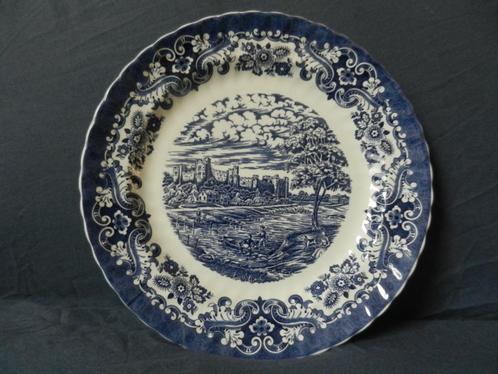 Ronde schaal/bord Old Country Castles Engels d 33,5 cm. MINT, Antiek en Kunst, Antiek | Servies los, Ophalen of Verzenden