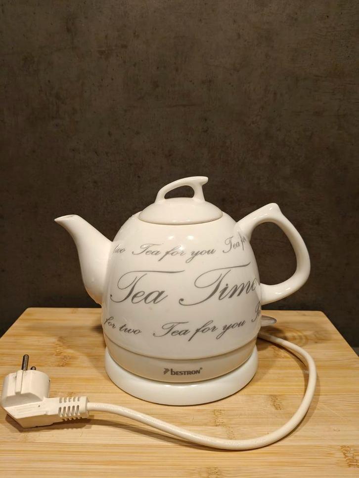 Bestron waterkoker van keramiek / theepot, Witgoed en Apparatuur, Waterkokers, Zo goed als nieuw, Minder dan 1 liter, Ophalen of Verzenden