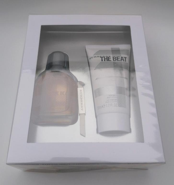 Burberry The Beat Eau de Parfum Geschenkset, Sieraden, Tassen en Uiterlijk, Uiterlijk | Parfum, Ophalen of Verzenden
