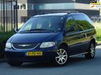 Chrysler Voyager 3.3i V6 SE LPG-G3 AUT 6P. NAP/AIRCO/PDC/APK, 3301 cc, 450 kg, Gebruikt, Blauw