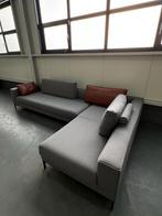 Nette Design on Stock Aikon Lounge | 3- en 4-zits Aikon, Huis en Inrichting, Ophalen, Design, Hoekbank, 300 cm of meer