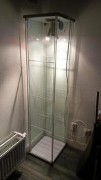 Glazen vitrinekast met lamp, Huis en Inrichting, Badkamer | Complete badkamers, Ophalen, Zo goed als nieuw