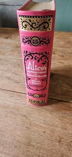 Alice's adventures in Wonderland, Ophalen of Verzenden, Zo goed als nieuw