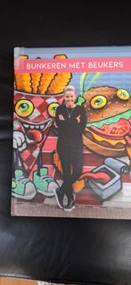 Bunkeren met Beukers - Lot Beukers, Ophalen of Verzenden, Zo goed als nieuw, Lot Beukers