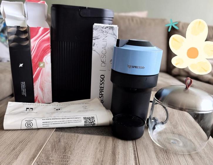 Nespresso vertuo met extra's, Witgoed en Apparatuur, Koffiezetapparaten, Gebruikt, Ophalen