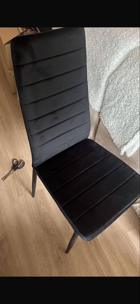 4 Leen Bakker Rowin Velvet Stoelen - ZGAN, Huis en Inrichting, Stoelen, Zo goed als nieuw, Vier, Stof, Zwart, Ophalen