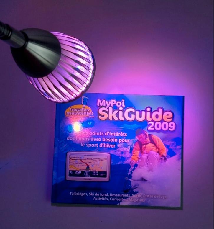 Bureaulamp met meerkleurige ledverlichting, Diversen, Bureau-accessoires, Zo goed als nieuw, Ophalen of Verzenden