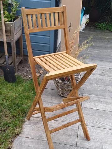 4 nieuwe barstoelen, acaciahout beschikbaar voor biedingen