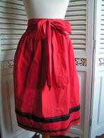 rood tiroler schort nr RR 583, Ophalen of Verzenden, Zo goed als nieuw, Maat 46/48 (XL) of groter, Carnaval
