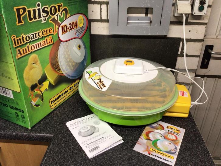 Bijna nieuwe broedmachine, Dieren en Toebehoren, Pluimvee, Kip, Geslacht onbekend