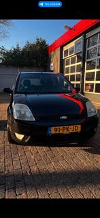 Ford Fiesta 1.3 8V 3DR 2004 Zwart, Auto's, Ford, Origineel Nederlands, Te koop, 5 stoelen, Benzine