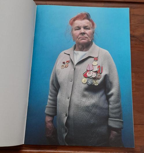 Groot Formaat Fotoboek - Rob Hornstra - 42 x 30 cm - 2011, Boeken, Kunst en Cultuur | Fotografie en Design, Zo goed als nieuw
