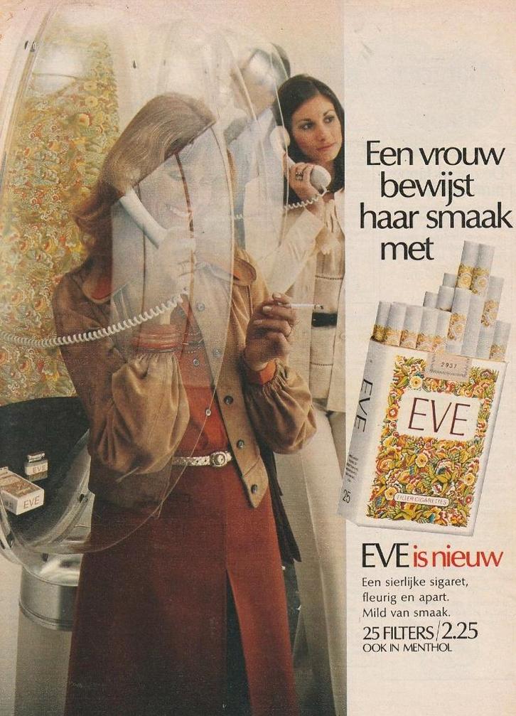 Retro reclame 1975 Eve sigaretten vrouw in telefoon "cel", Verzamelen, Retro, Overige typen, Verzenden