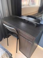 Zwarte ikea bureau, Huis en Inrichting, Bureaus, Ophalen of Verzenden, Zo goed als nieuw