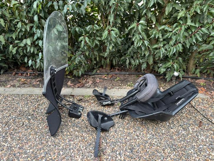 Kinderzitje Bobike Mini Classic voorscherm en zitje+beugel, Fietsen en Brommers, Fietsaccessoires | Fietsstoeltjes, Gebruikt, Voorzitje