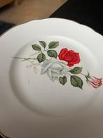 Vintage Bord met Rozen - Menton Frankrijk, Gebruikt, Ophalen of Verzenden, Bord(en), Overige stijlen