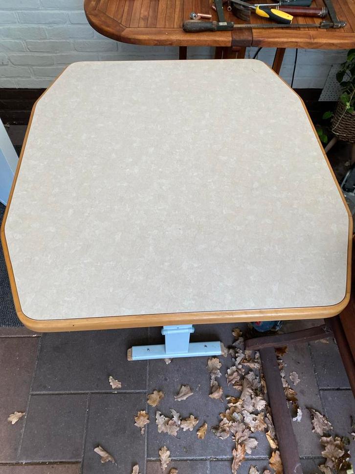 Tafel met verstelbare hoogte camper/caravan, Caravans en Kamperen, Camper-accessoires, Gebruikt, Ophalen of Verzenden