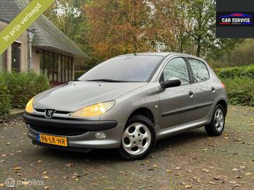 Peugeot 206 1.4 Gentry AUTOMAAT APK NAP/MOTOR DEFECT beschikbaar voor biedingen