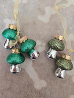 2 paddestoel kerstbal hangertjes, Ophalen of Verzenden