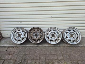 Originele Stalen Velgenset 4x100 – Perfect voor BMW E21 & 02 beschikbaar voor biedingen