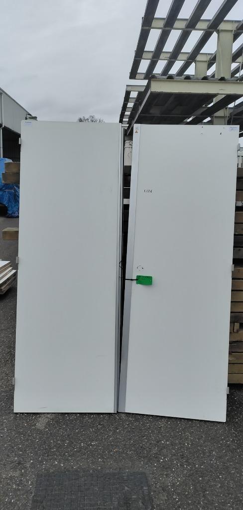 Dubbele deur hout meterkast deuren ( 609 ), Doe-het-zelf en Verbouw, Deuren en Horren, Gebruikt, Binnendeur, 200 tot 215 cm, 120 cm of meer