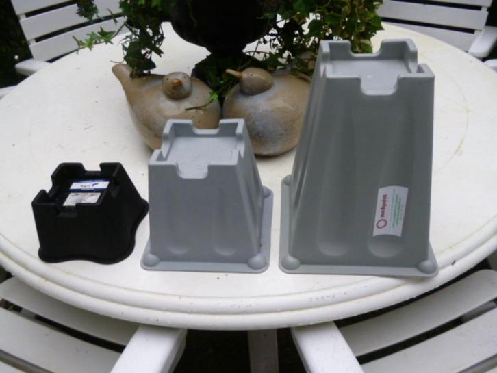 bedverhogers kunststof, Diversen, Verpleegmiddelen, Zo goed als nieuw, Ophalen of Verzenden