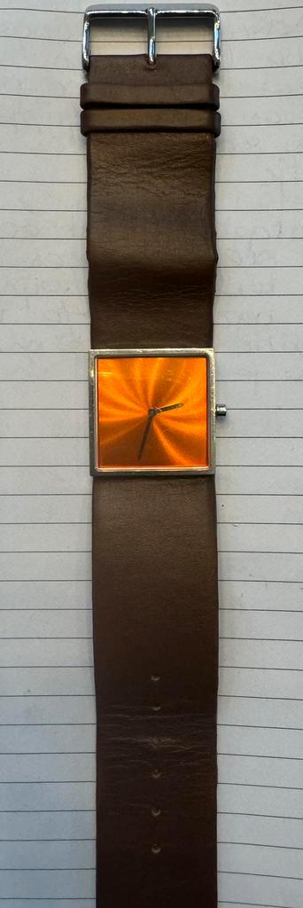 Matteo Thun horloge, oranje, Sieraden, Tassen en Uiterlijk, Horloges | Heren, Gebruikt, Overige merken, Ophalen of Verzenden