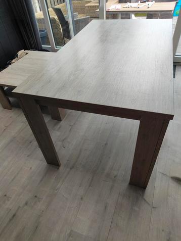 Eettafel HACO woonserie Liverpool 159 L x 90 D x 77,5 H beschikbaar voor biedingen