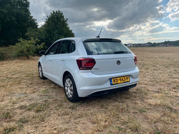 Volkswagen Polo 1.0 TSI 5D 2017 White Silver Metallic beschikbaar voor biedingen